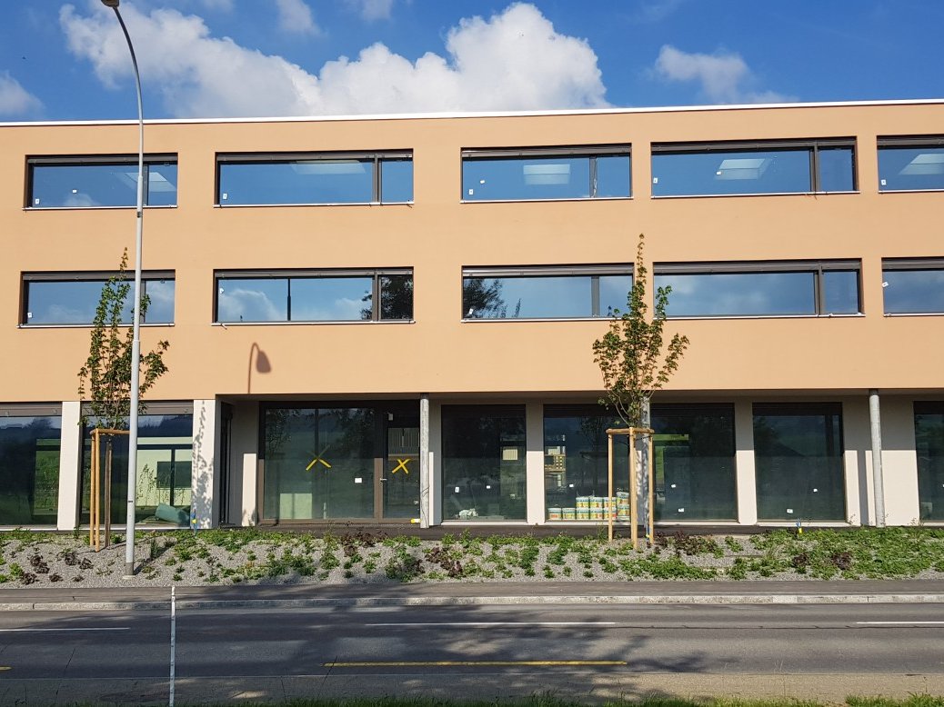Hotel Neudorf Hotel Neudorf – Neubau mit Glasfassade, Heizung und Sanitär von SOS Gebäudetechnik GmbH